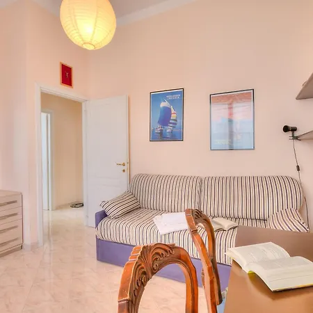 La Casa Di Valeria Close To The Sea - Happy *